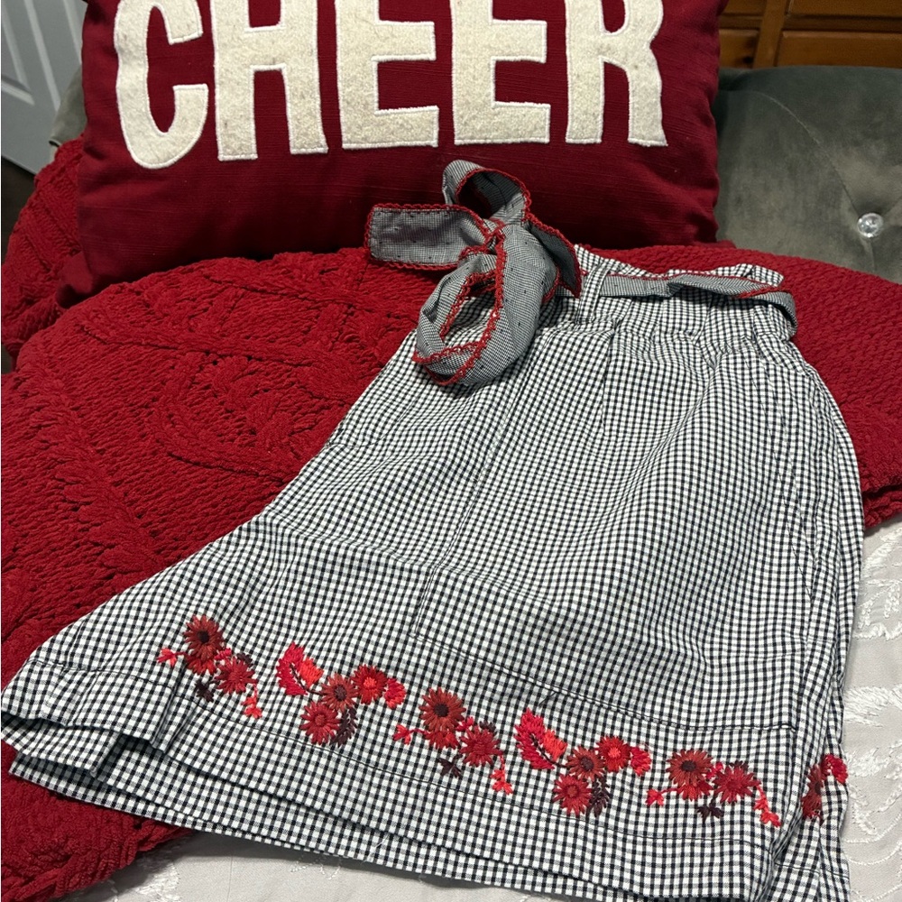 Revolve’s Black and White Checkered Women Shorts with Red Floral Embroidery - Picture 3 of 3